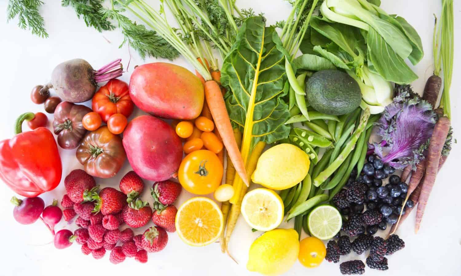 Apeel帮助新鲜食品种植者,世界各地的分销商和零售商提供水果和蔬菜有更好的营养和货架寿命的两倍。